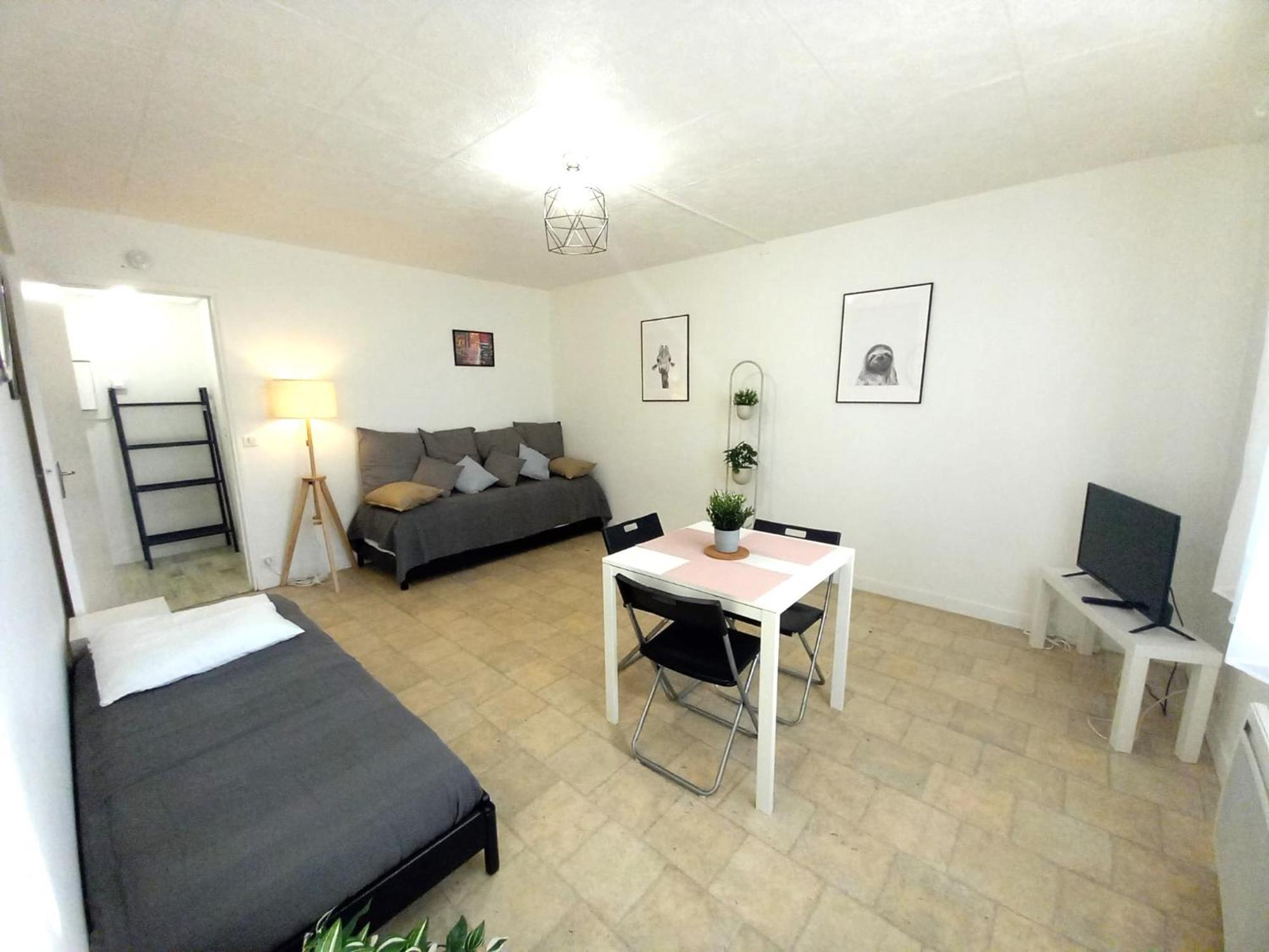 St-Quentin-En-Yvelines Plusieurs Appartements Avec Parking Trappes Δωμάτιο φωτογραφία