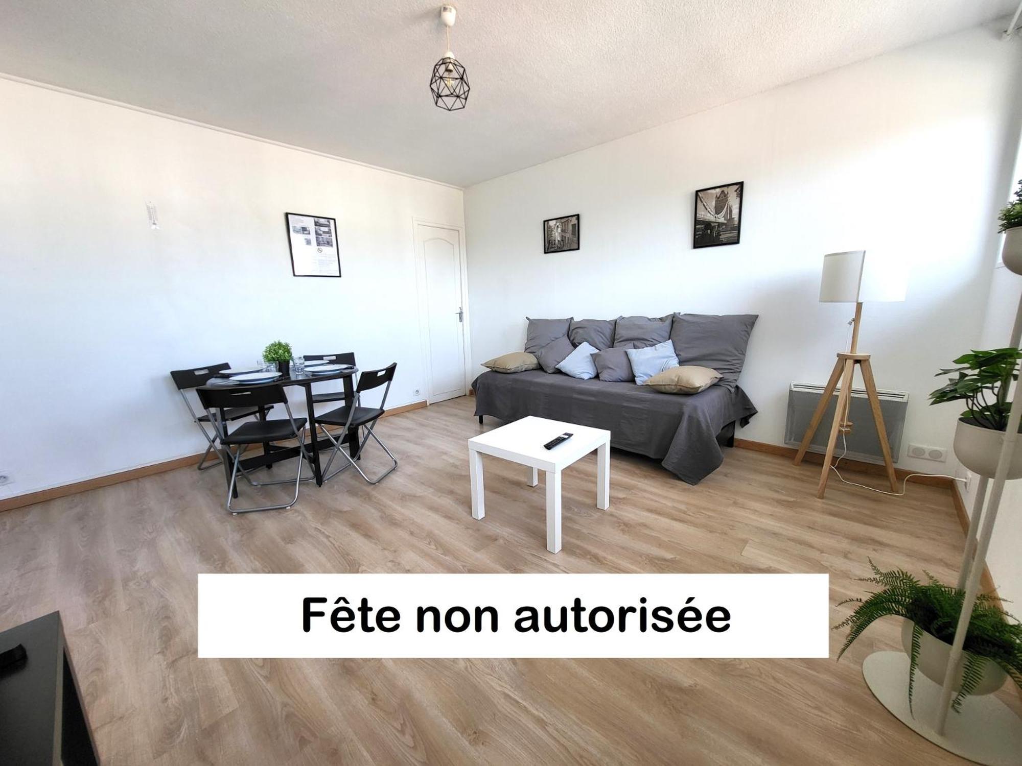 St-Quentin-En-Yvelines Plusieurs Appartements Avec Parking Trappes Δωμάτιο φωτογραφία