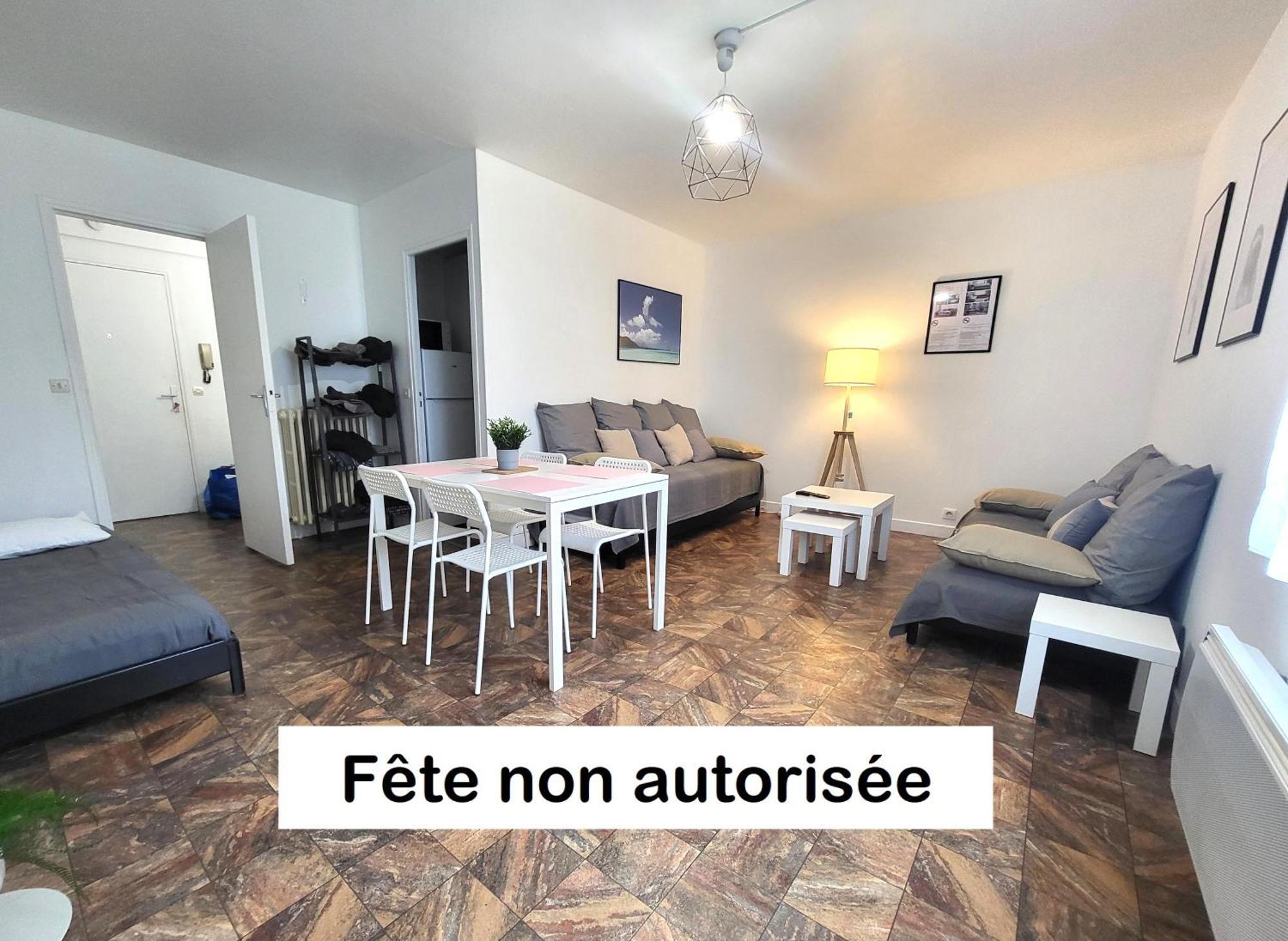 St-Quentin-En-Yvelines Plusieurs Appartements Avec Parking Trappes Δωμάτιο φωτογραφία